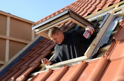Pose de fenêtres de toit Velux à Mergey